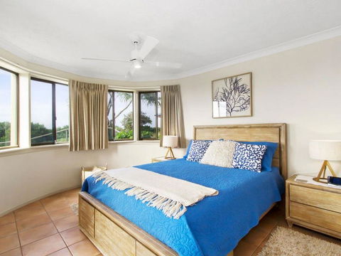 SHORELINE 3 - E Caravan Parks 3