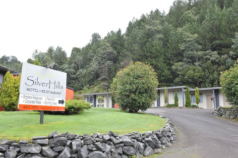 Silver Hills Motel - E Caravan Parks 0