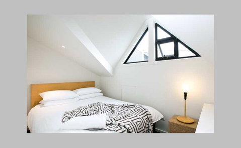 Silverski Rooms And Apartments - E Caravan Parks 3