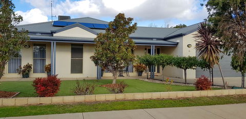 Simms Retreat - E Caravan Parks 2