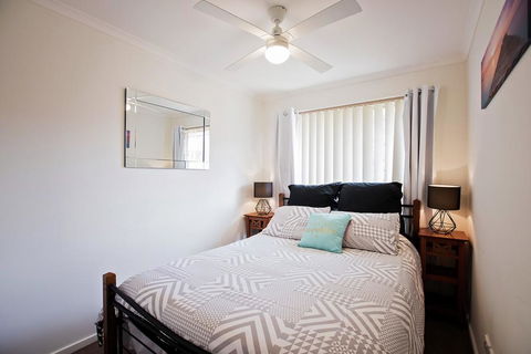 Sleepy Shackell - Echuca Moama Holiday Accommodation - E Caravan Parks 3