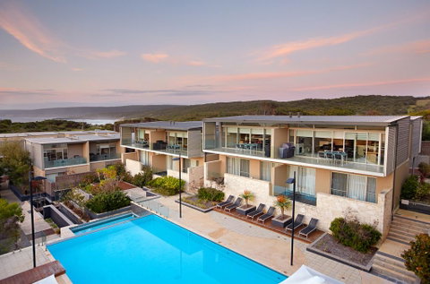 Smiths Beach Resort - E Caravan Parks 0