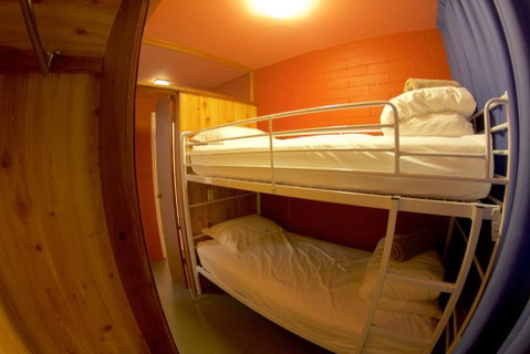 Snow Ski Apartments 18 - E Caravan Parks 2