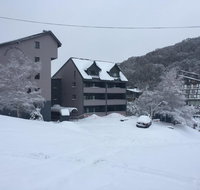 Snow Ski Apartments 19 - E Caravan Parks