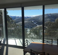 Snow Ski Apartments 22 - E Caravan Parks