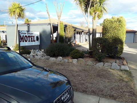 Snowdream Motel - E Caravan Parks 3