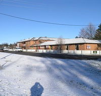Snowgate Motel  Apartments - E Caravan Parks