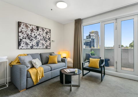 South Yarra Delight - Car Park, Wifi And Swimming Pool - E Caravan Parks 0