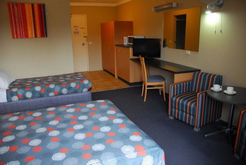 Southend Hotel - E Caravan Parks 1
