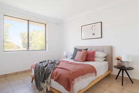 Spacious Apartment In Trendy Sydney Neighbourhood - E Caravan Parks 1
