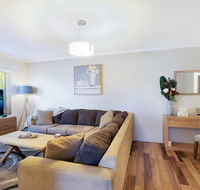 Spacious Renovated Apartment In Quiet Area
