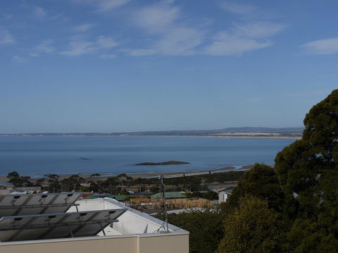 Spectacular Holiday Living - E Caravan Parks 2