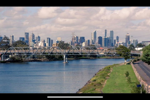 Spectacular River Views In Fabulous Footscray. - E Caravan Parks 0