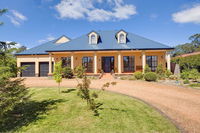 Book Bowral Accommodation Vacations E Caravan Parks E Caravan Parks