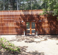 Stay  The Cube - E Caravan Parks