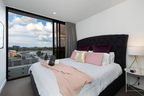 STH - River Views, Fast Internet, Long Stays - E Caravan Parks 1