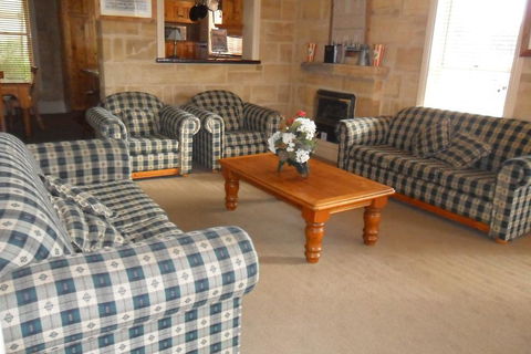 Stonecutters Inn - E Caravan Parks 3