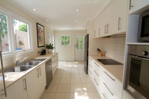 Strahan House - E Caravan Parks 2
