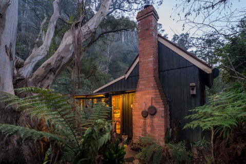 Stringer's Cottage - E Caravan Parks 0