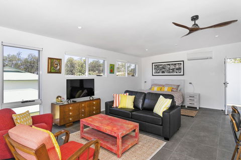 Studio 36 - E Caravan Parks 2