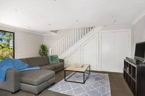 Studio 4 - E Caravan Parks 3
