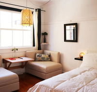 Studio Flat with Shared Rooftop Terrace
