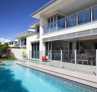 Stunning Beachside Home minutes from Coolum Beach - E Caravan Parks