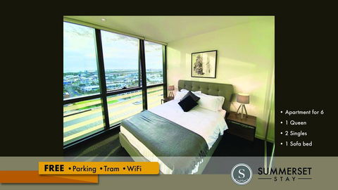 Stunning River View: Free Parking/tram/wifi - E Caravan Parks 0