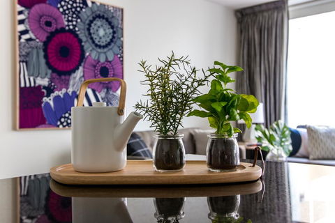 Stunning, Central Huge CBD Pad, Free WiFi, Netflix - E Caravan Parks 2