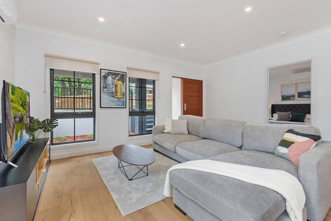 Style, Comfort And Convenience - E Caravan Parks 3