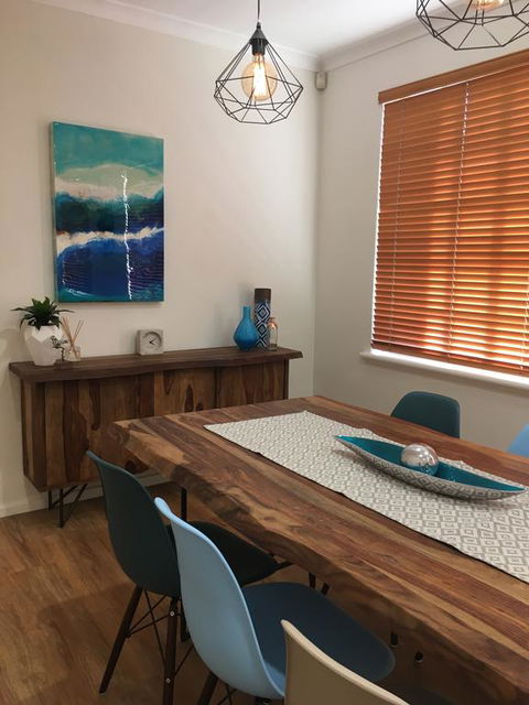 Stylish North Perth On Cafe Strip - E Caravan Parks 3