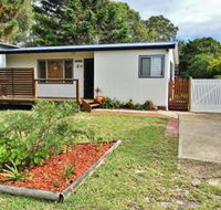Summer Retreat  Callala Beach - E Caravan Parks