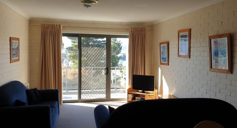 Summit 7 - E Caravan Parks 1