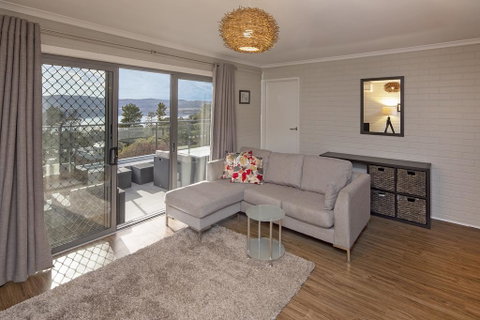 Summit 9 - Modern And Stylish Newly Renovated Apartment - E Caravan Parks 1