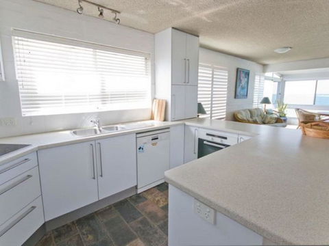 Suncrest 3 - E Caravan Parks 3