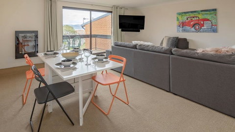 Sunrise 16, 3 Bedroom Apartment - E Caravan Parks 0