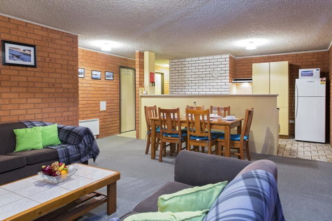 Sunrise 9 - E Caravan Parks 0