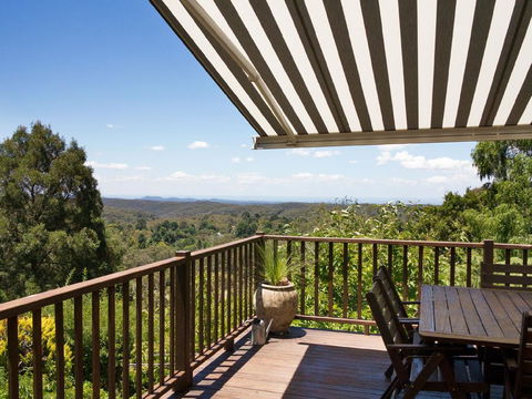 Sunrise House - E Caravan Parks 2