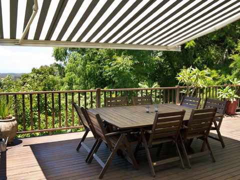 Sunrise House - E Caravan Parks 0