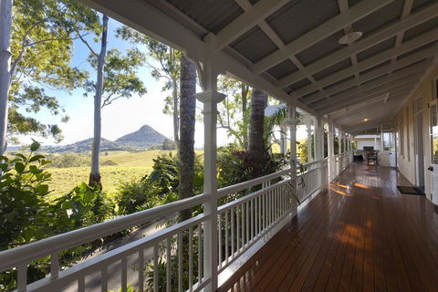 Sunrise At Sanquar, Noosa Hinterland - E Caravan Parks 3