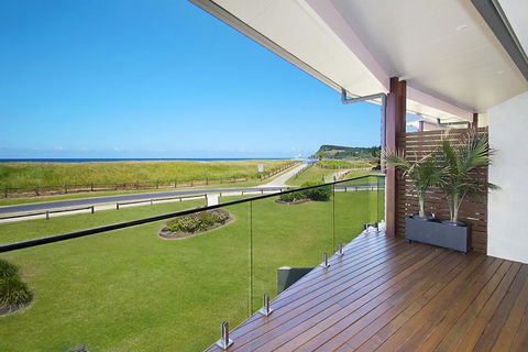 Sunrise Reef Unit 4 - Lennox Head - E Caravan Parks 0