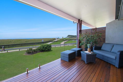 Sunrise Reef Unit 2 - Lennox Head - E Caravan Parks 0