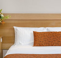Sunseeker Motor Inn - E Caravan Parks