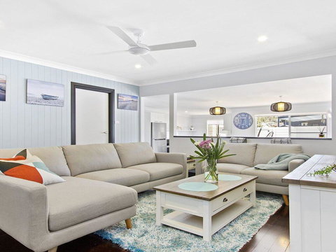 Sunset Beach - Situated Between Two Beaches And A Lake - E Caravan Parks 0