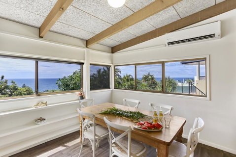 Sunshine Beach Shack - E Caravan Parks 2