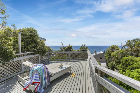 Sunshine Beach Shack - E Caravan Parks 0