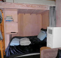 Super Value Thredbo STUDIO  Ante-Room Apartment - E Caravan Parks