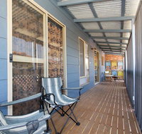 Surf and Sunsets Beach Holiday Home Mandurah - E Caravan Parks