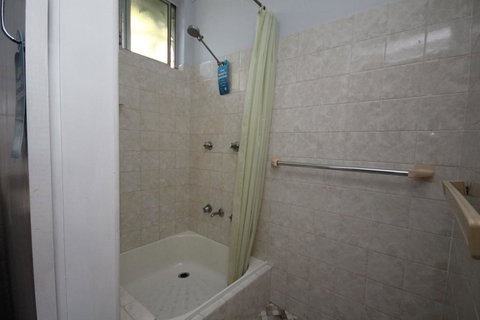 SURF N VIEW138 Camden Hd Rd Dunbogan - E Caravan Parks 3