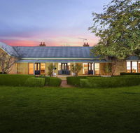 Sutton Downs - renovated country home on 100 acres - E Caravan Parks